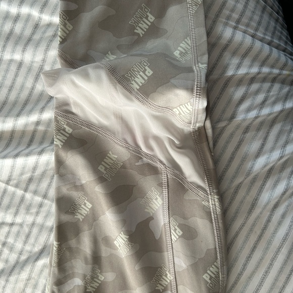 Victoria secret leggings - Picture 3 of 4